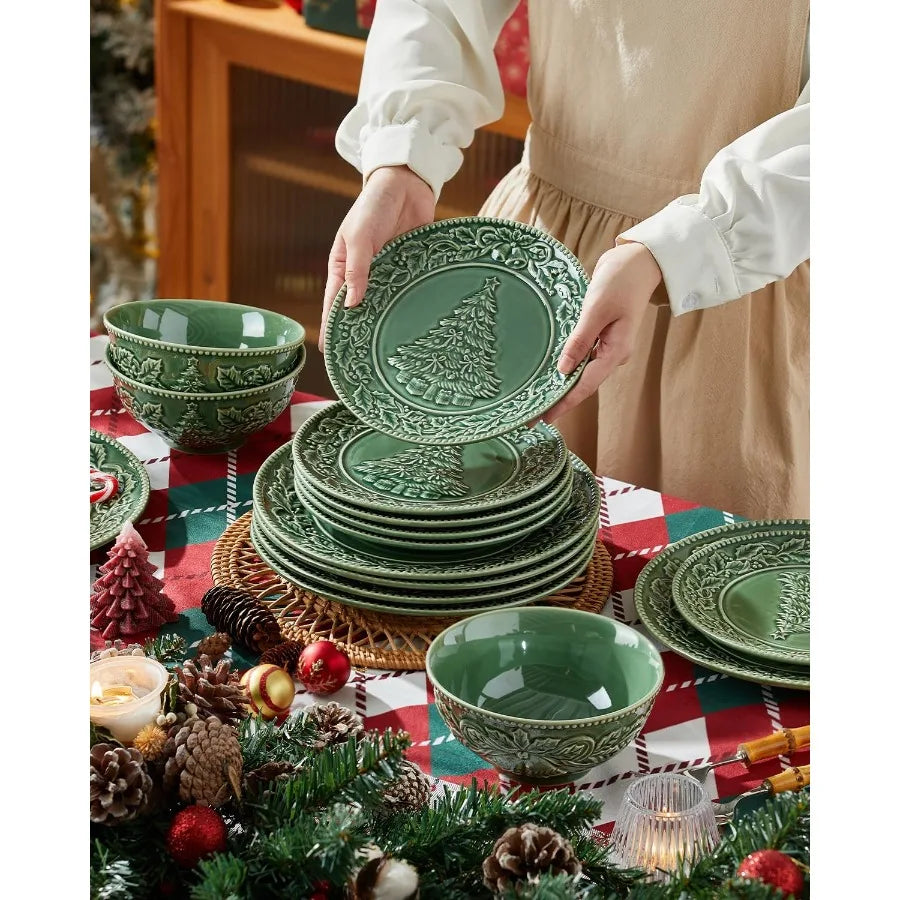 High-Concerned Ceramic Christmas Tree Salad Plates Set For Holidays